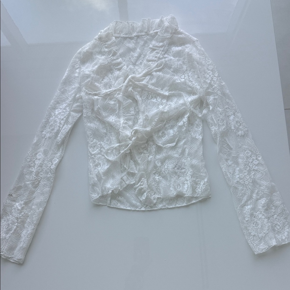 Elegant White Lace Women's Top
